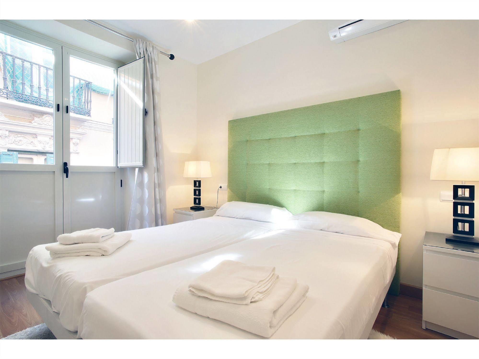 Apartamentos Unisierra 말라가 외부 사진
