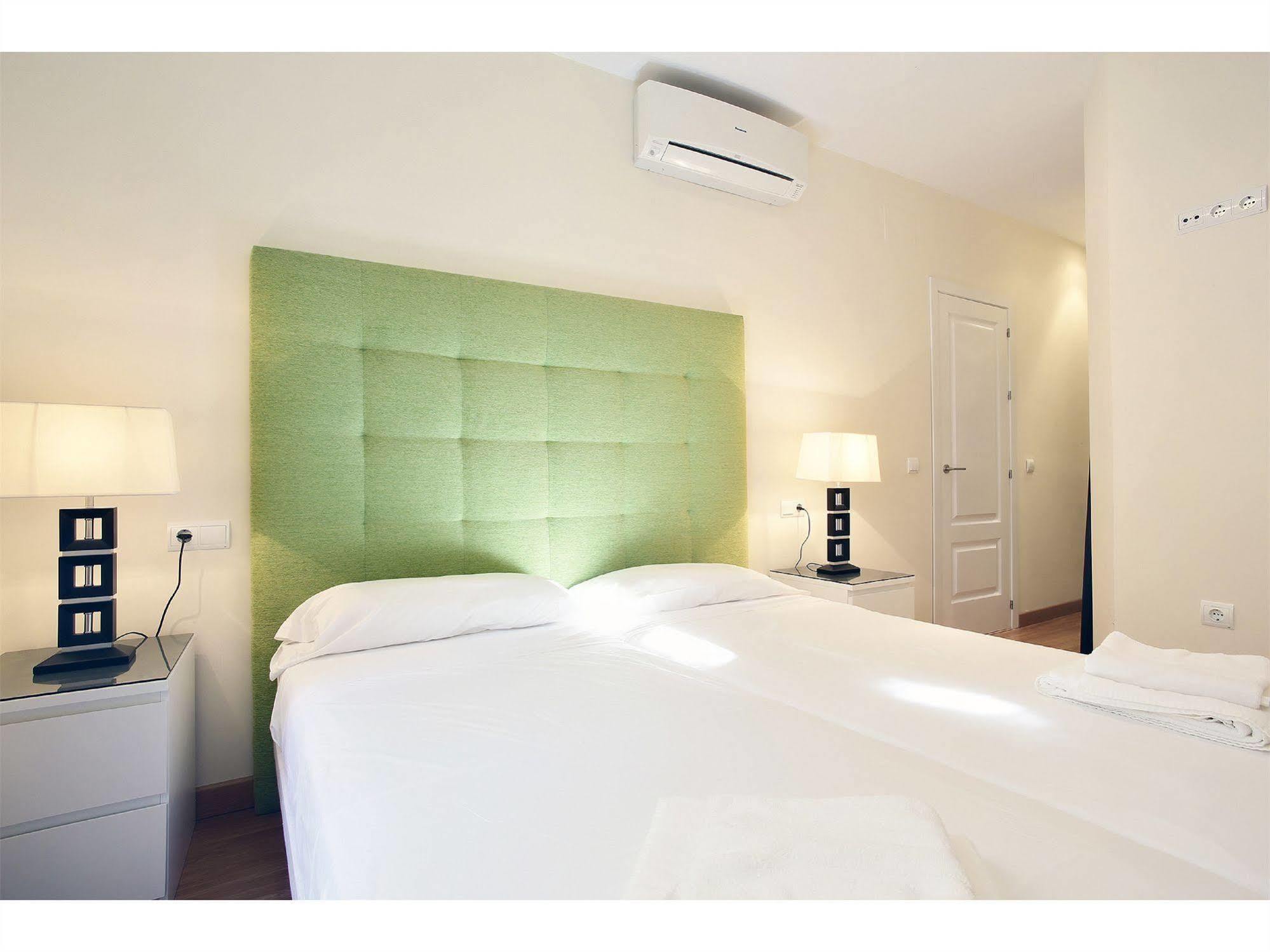 Apartamentos Unisierra 말라가 외부 사진